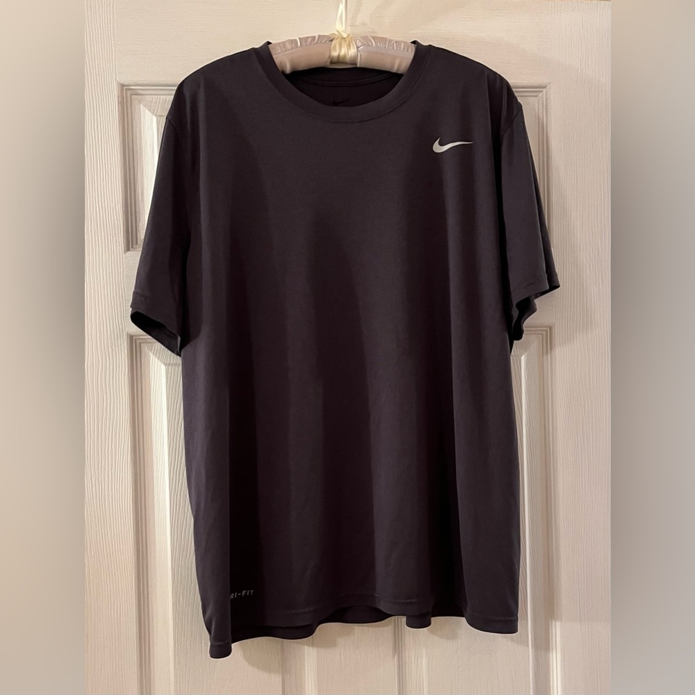 Nike Men's Black Dri-Fit Shirt Running Soccer Athletic